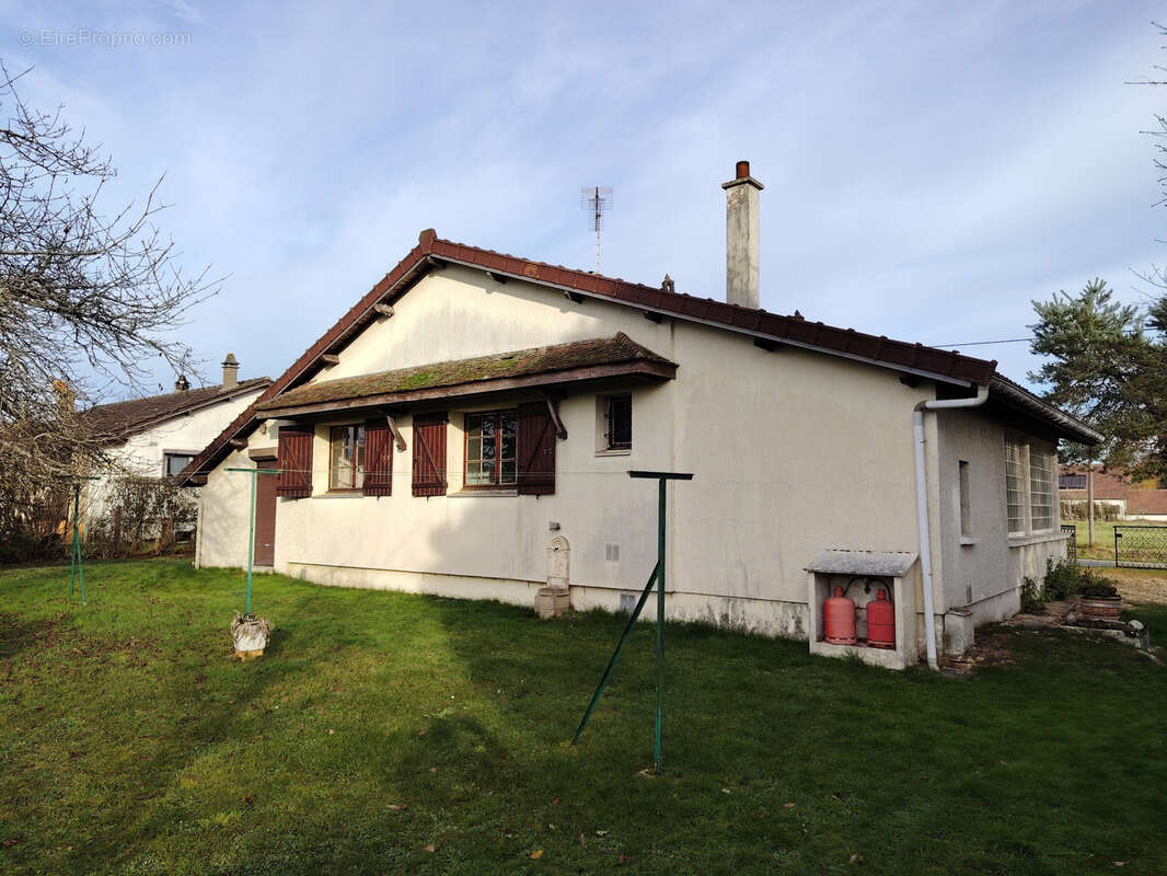 Maison à SAINT-VALERIEN