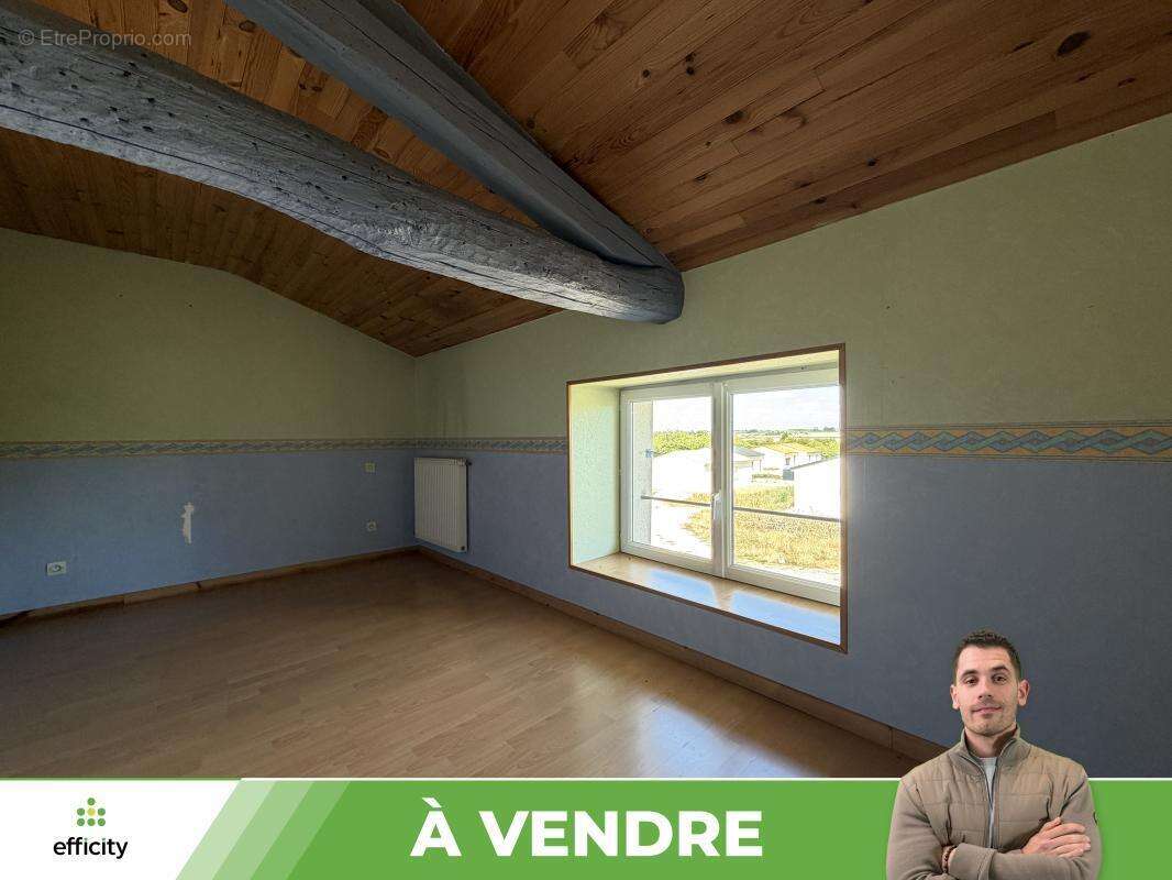 Maison 169 m² à Chabournay  - photo 15