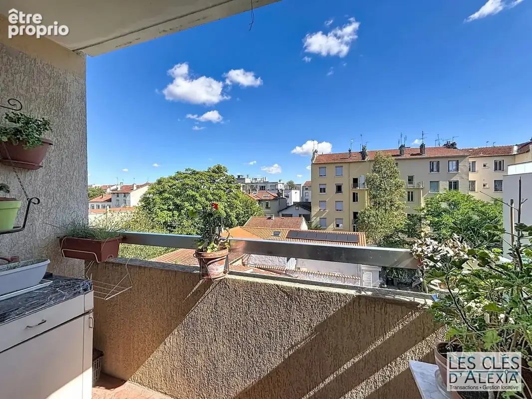 T4  de 87 m2 traversant avec balcons et garage fermé – Villeurbanne - photo 13