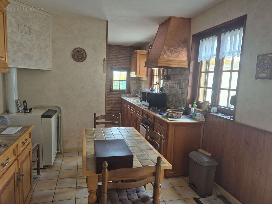 Maison à BRUAY-LA-BUISSIERE