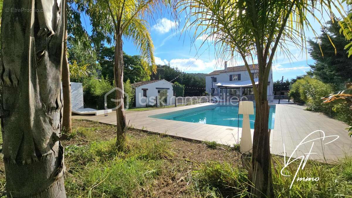 Maison à SIX-FOURS-LES-PLAGES