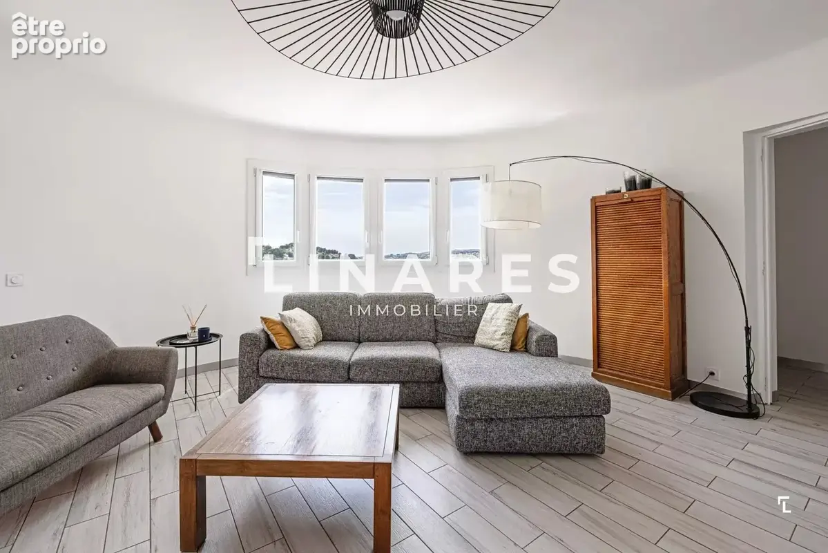 LE PANORAMIQUE - Haut de villa T4/5 de 137m² - Piscine - Jardin de 450m² - 13190 LE LOGIS NEUF - photo 9