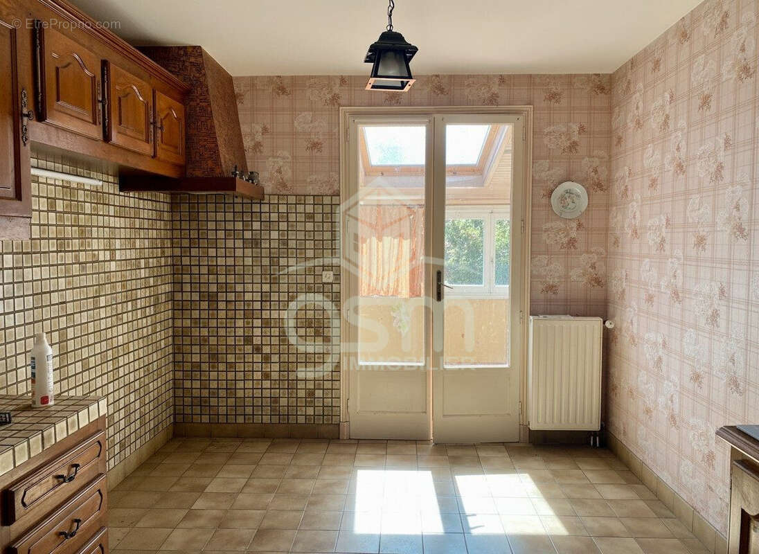 Maison 118 m² à Montbazon  - photo 9