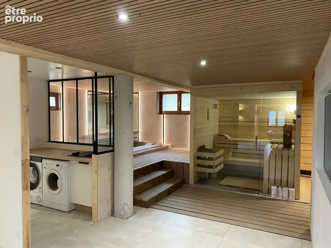 FONT-ROMEU - Vente magnifique chalet en rondins aux belles prestations - photo 11