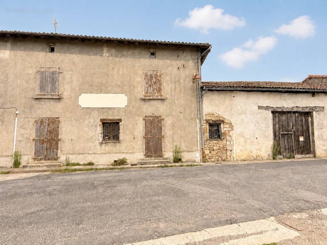 Maison de village historique avec grange importante et grand jardin - photo 15