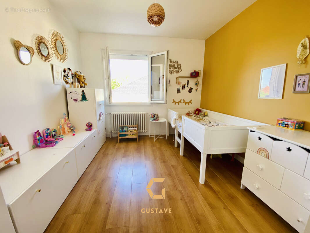 Maison à VAROIS-ET-CHAIGNOT