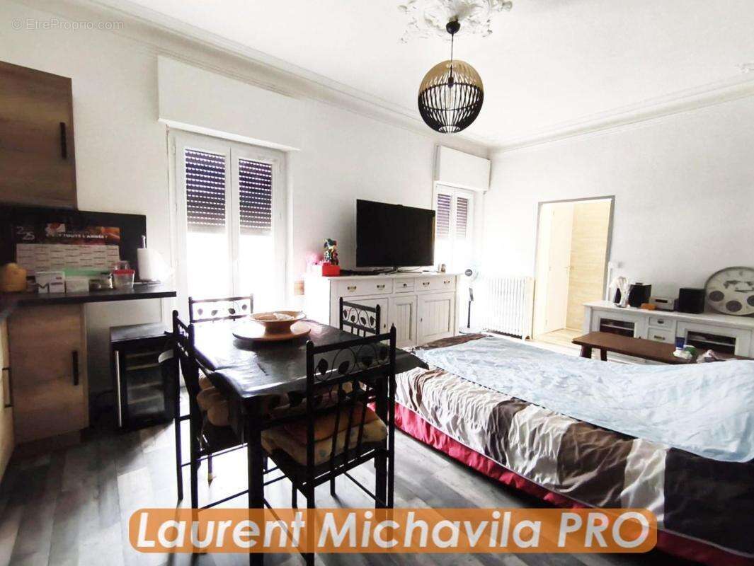 Commerce à LE BOUSQUET-D'ORB