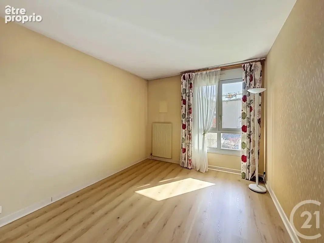 Appartement 5 pièces 91 m² à vendre à Troyes (10000) - photo 6