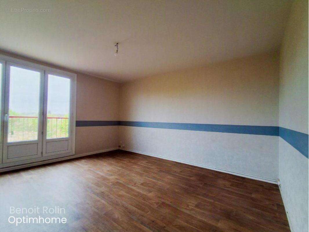 À découvrir sans tarder – superbe f4 de 73 m² avec garage de 22 m²+cave - photo 2