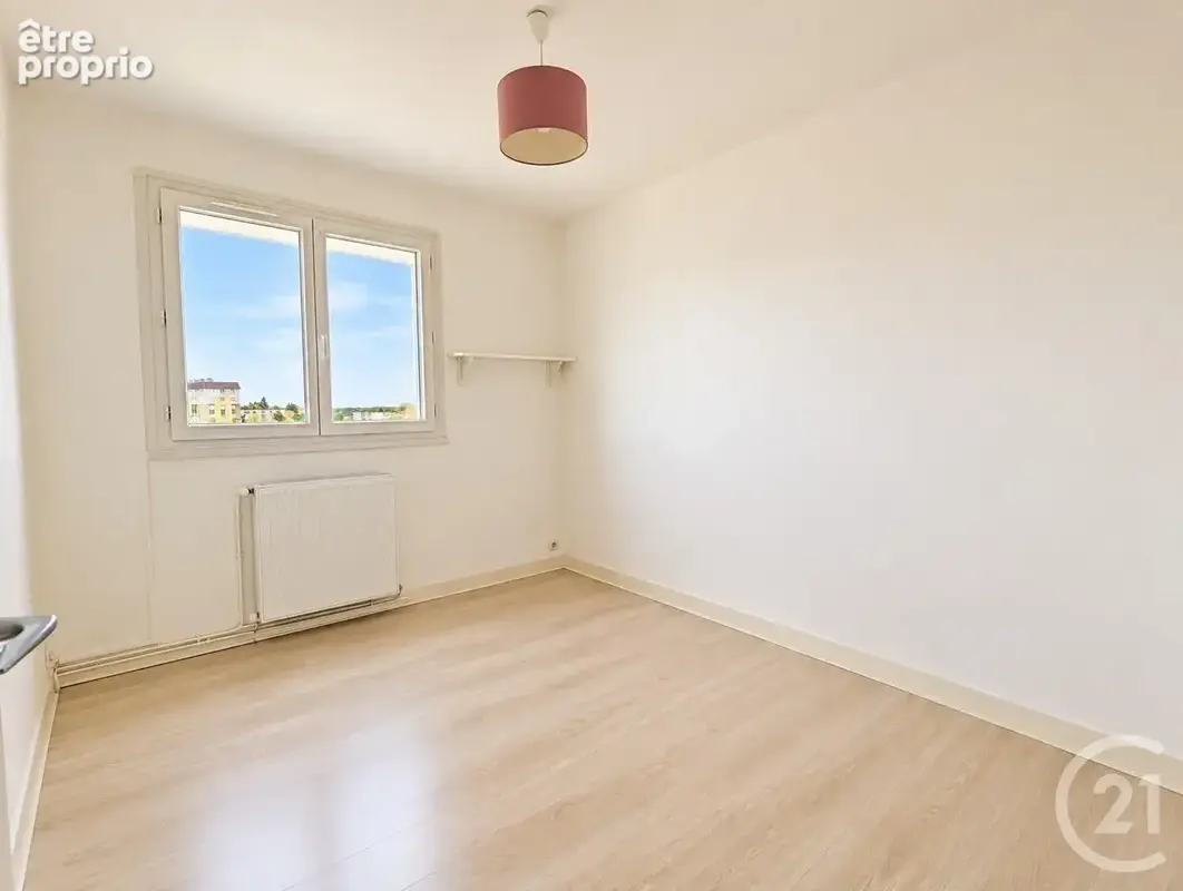 Appartement 3 pièces 67 m² à vendre à Chartres (28000) - photo 5