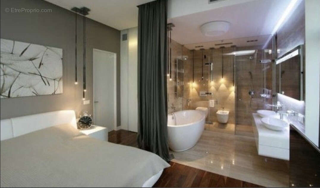 Appartement à MARSEILLE-8E