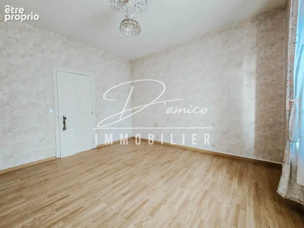 Maison 8 pièces 150 m² à vendre à Escaudoeuvres (59161) - photo 5