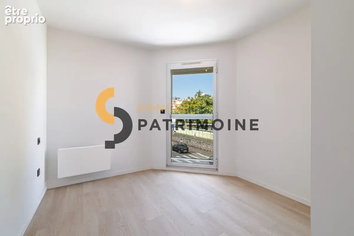 Appartement 4 pièces 77 m² à vendre à Nice (06000) - photo 9