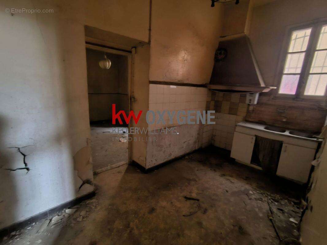 Commerce à LE BOULOU