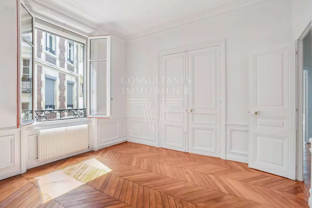 Appartement à PARIS-6E