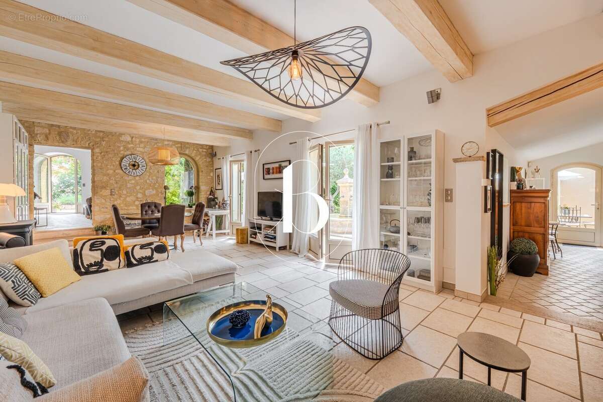 Maison à UZES