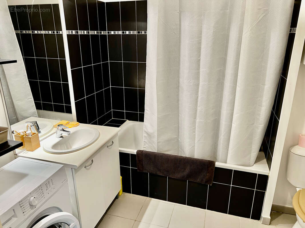 Appartement à JUVIGNAC