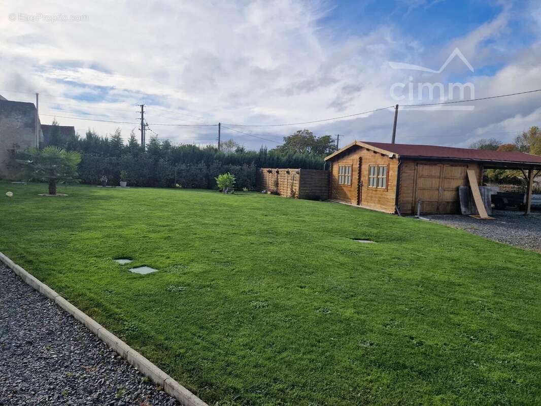 Maison à SAVONNIERES