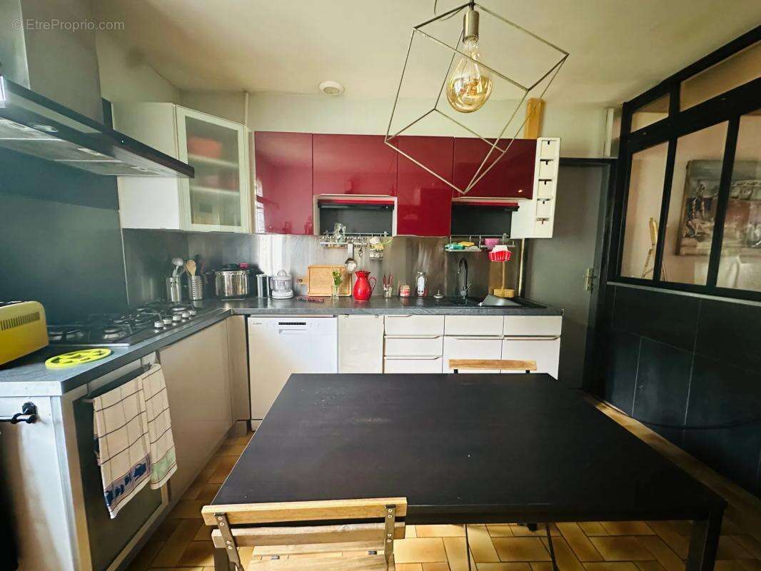 Maison à CHARIX