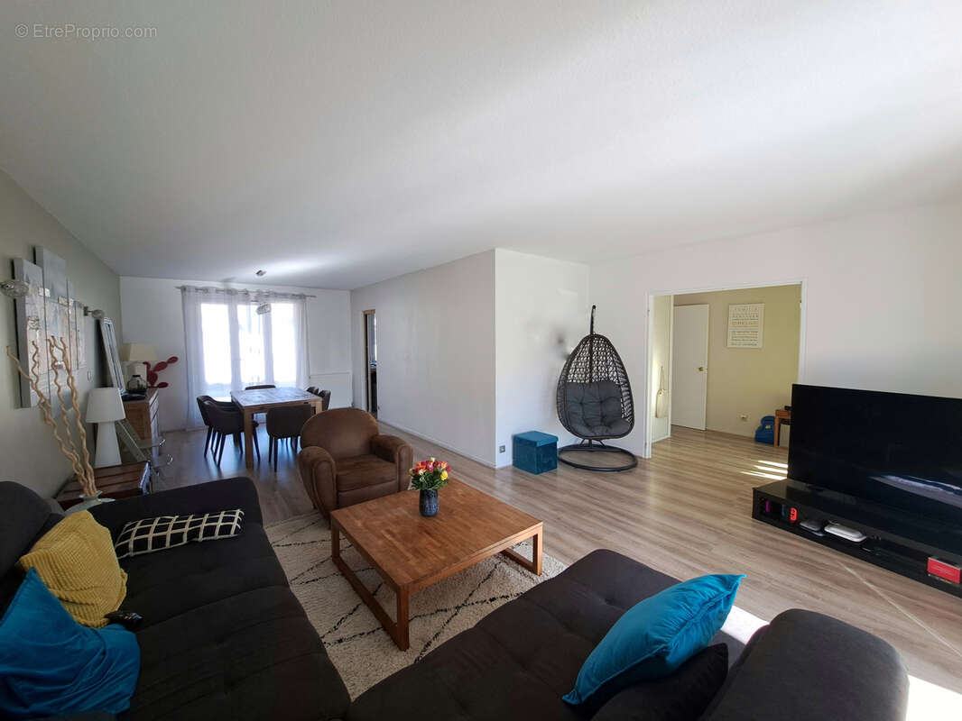 Maison à LE CASTELLET