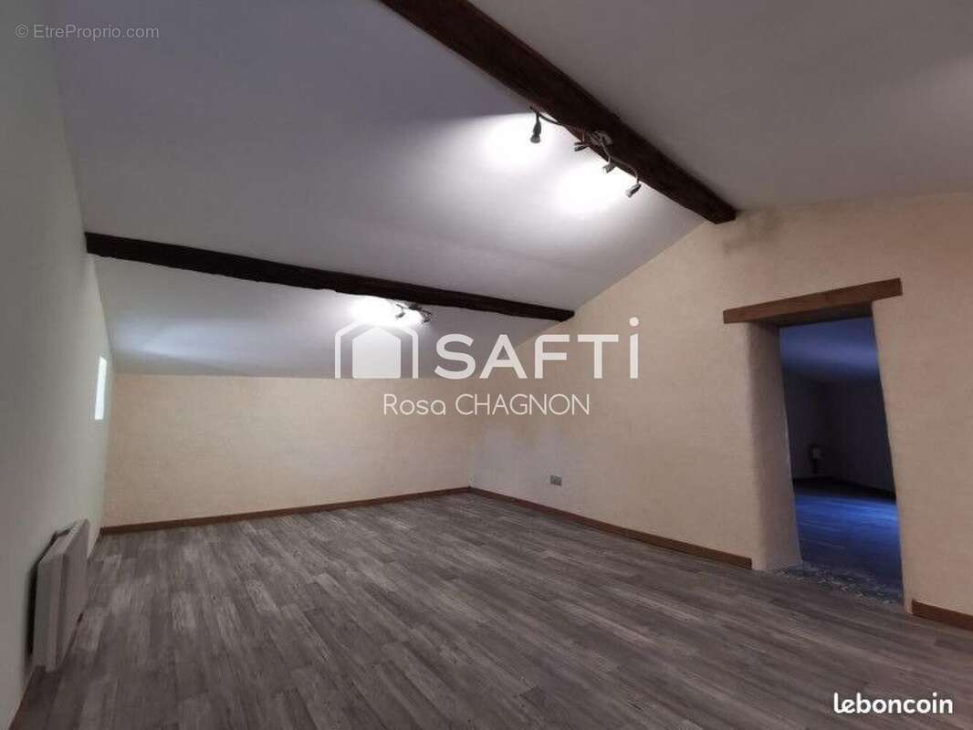 Photo 3 - Commerce à VOUVANT