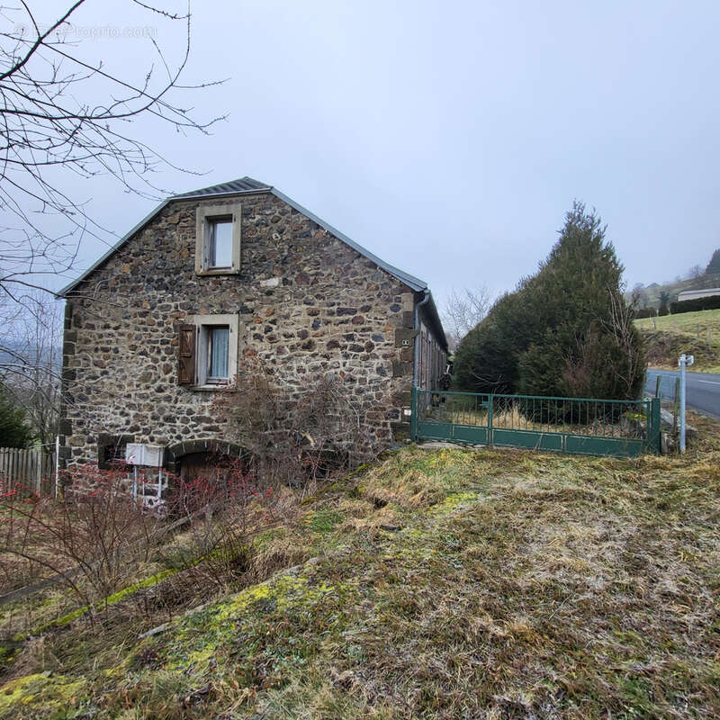 Maison à CHEYLADE