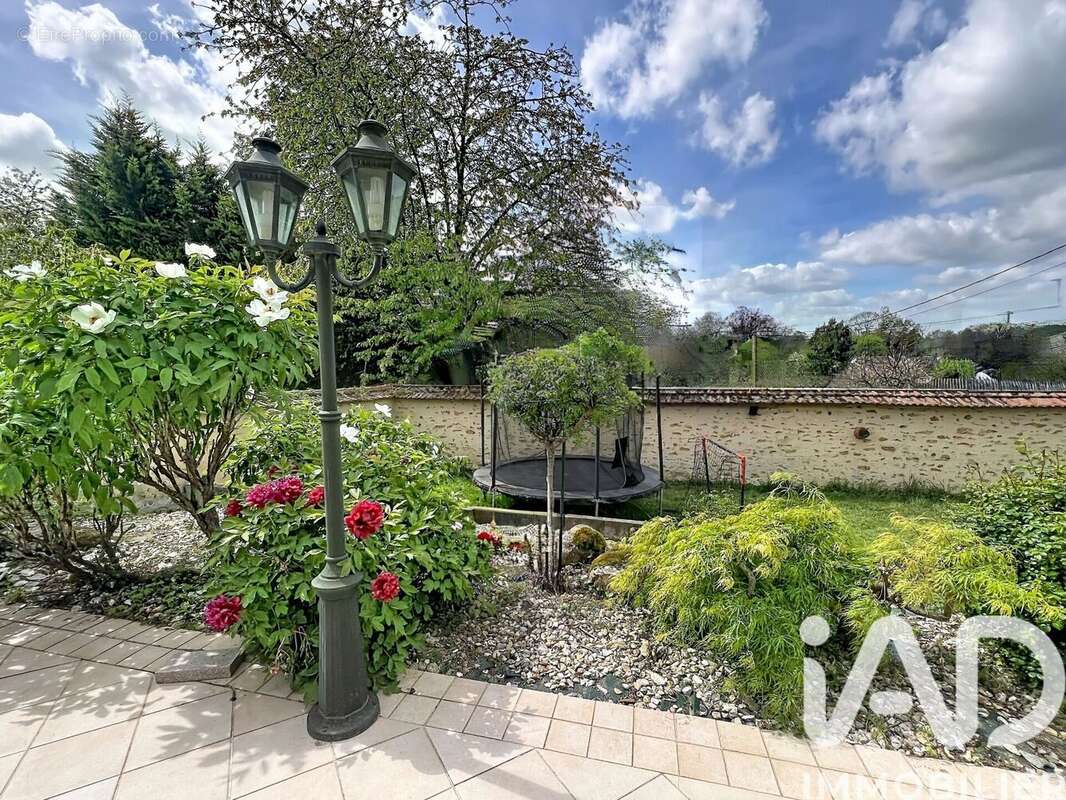 Photo 2 - Maison à TOURNAN-EN-BRIE