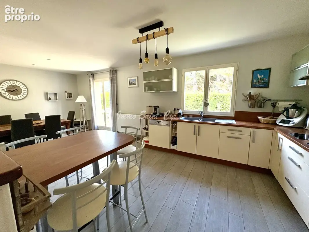 Chasselay   maison familiale 4 chambres avec piscine   calme absolu - photo 7