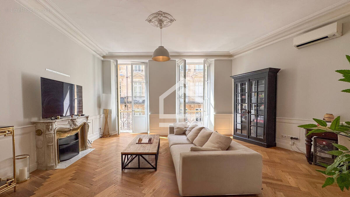 Appartement à BORDEAUX