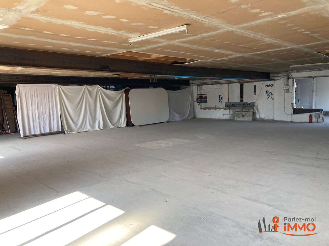 Appartement à SAINT-AMAND-EN-PUISAYE