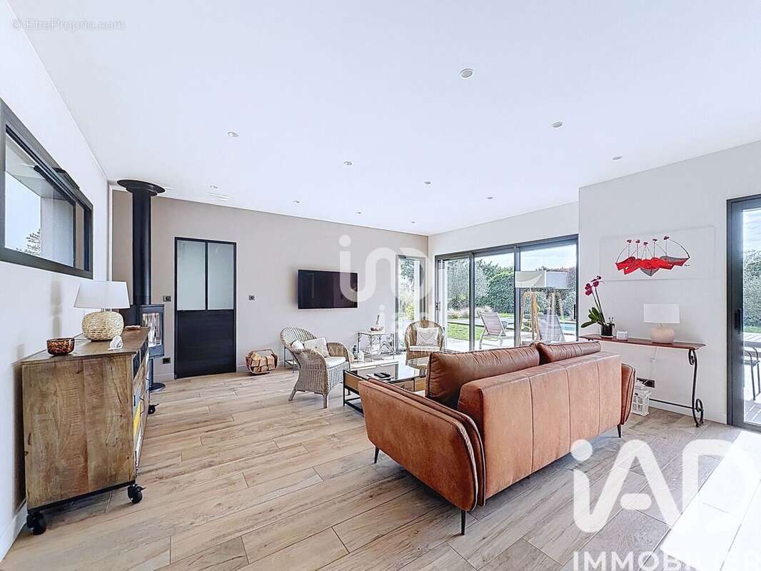 Photo 3 - Maison à CHAZAY-D'AZERGUES