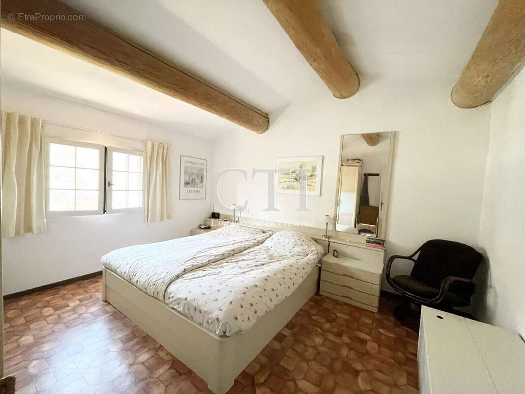 Maison à VAISON-LA-ROMAINE