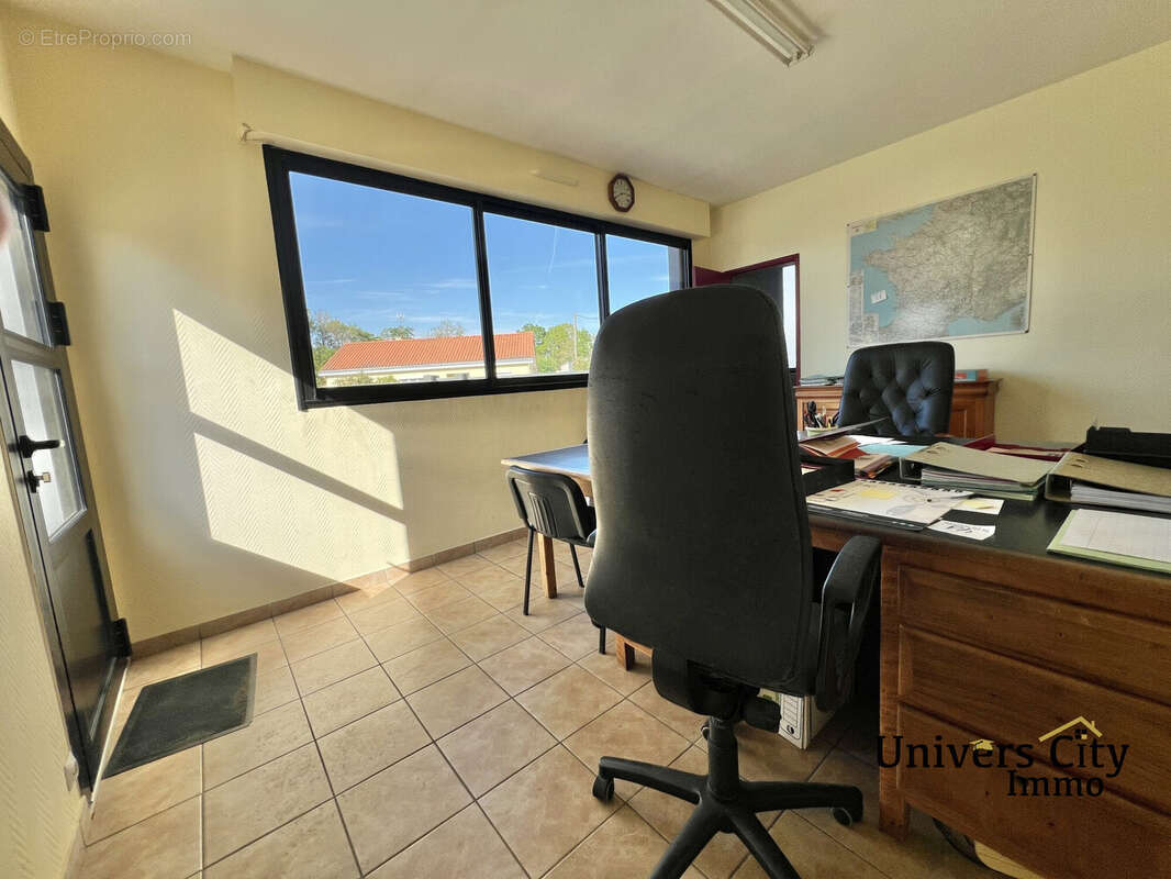 Commerce à GENESTON