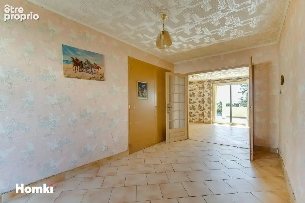 Maison/Villa T4 de 83 m² à Marseille 13013 - photo 6