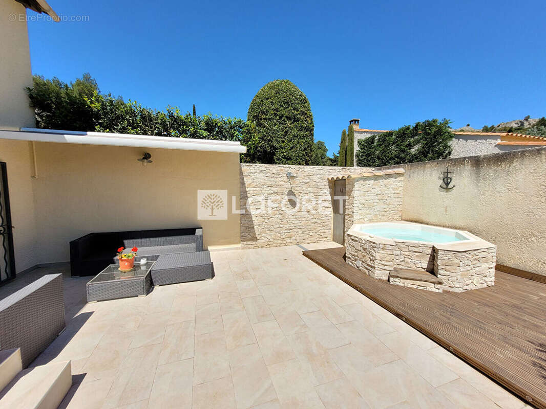 Maison Maussane Les Alpilles 7 pièce(s) 145 m2 - photo 3