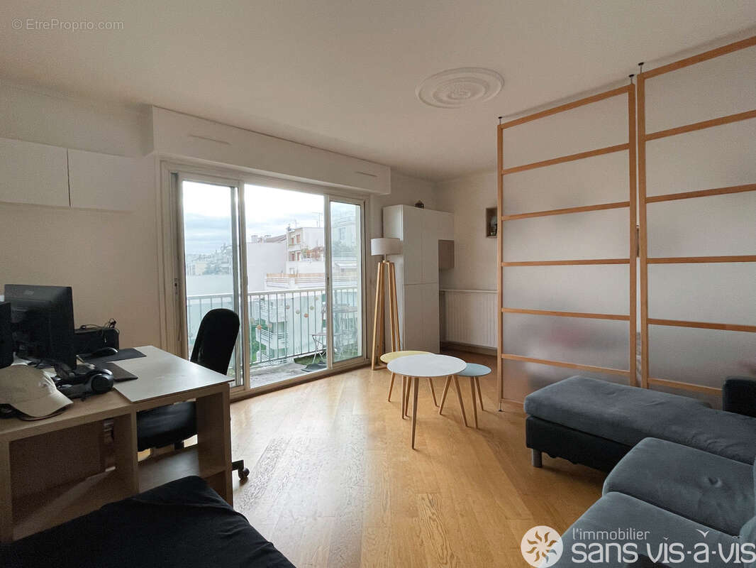 Appartement à SURESNES