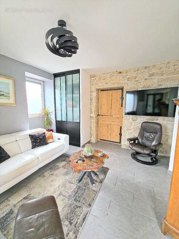 Maison à SAINT-ALBAN-DE-ROCHE