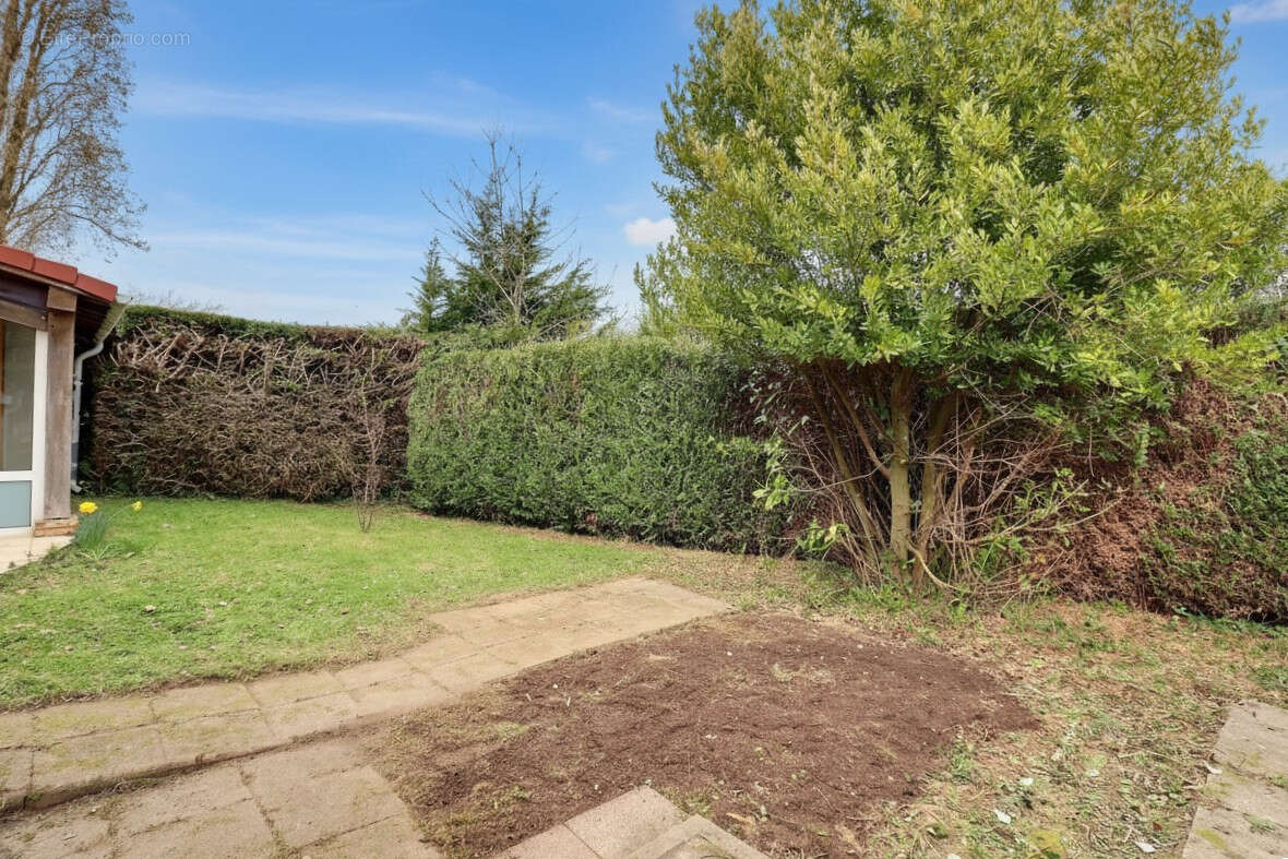 Maison à LE PERRAY-EN-YVELINES