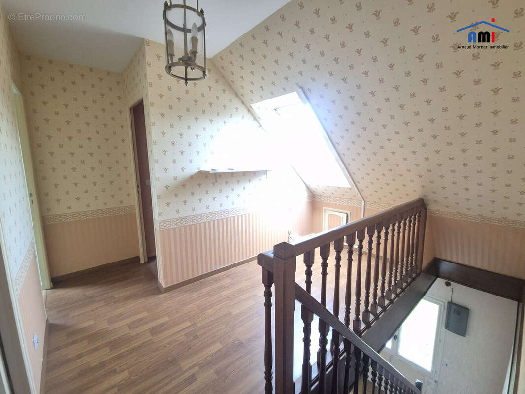 Maison à MOUTIERS-AU-PERCHE