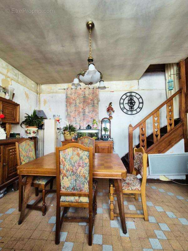 Maison à LONGPRE-LES-CORPS-SAINTS