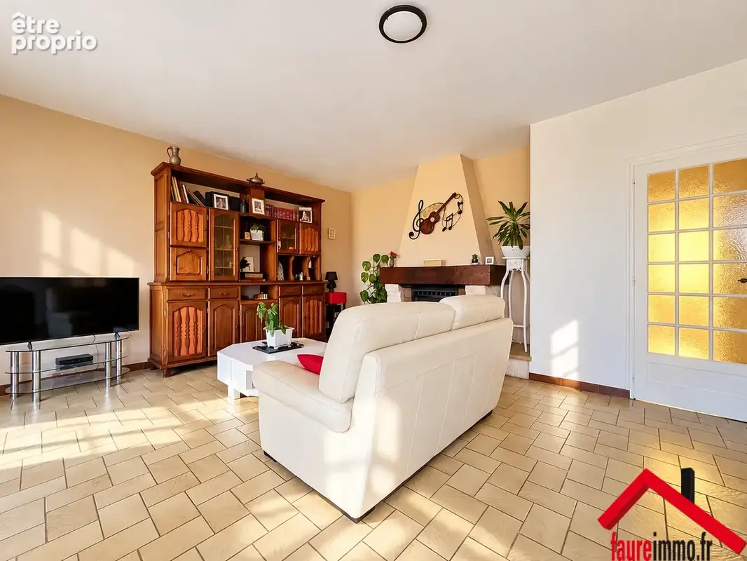 Maison a Brive-La-Gaillarde - photo 2