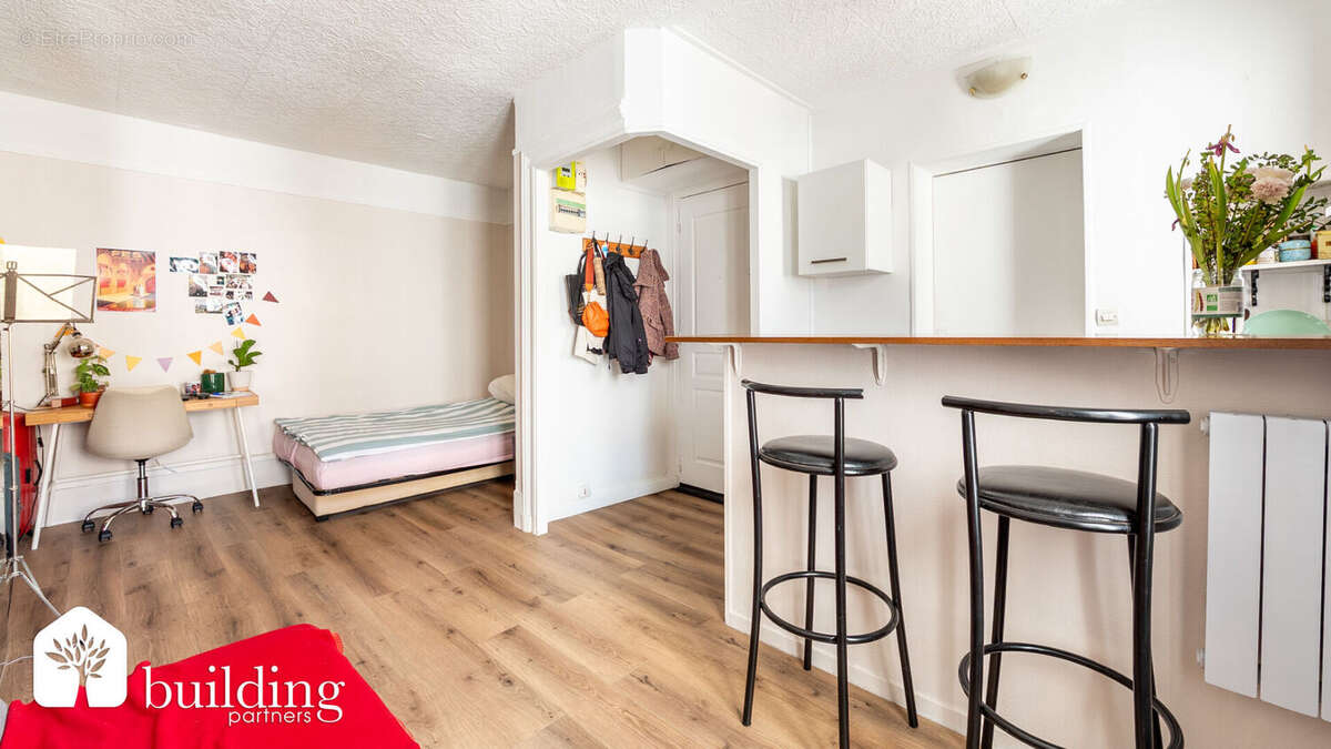 Appartement à LEVALLOIS-PERRET