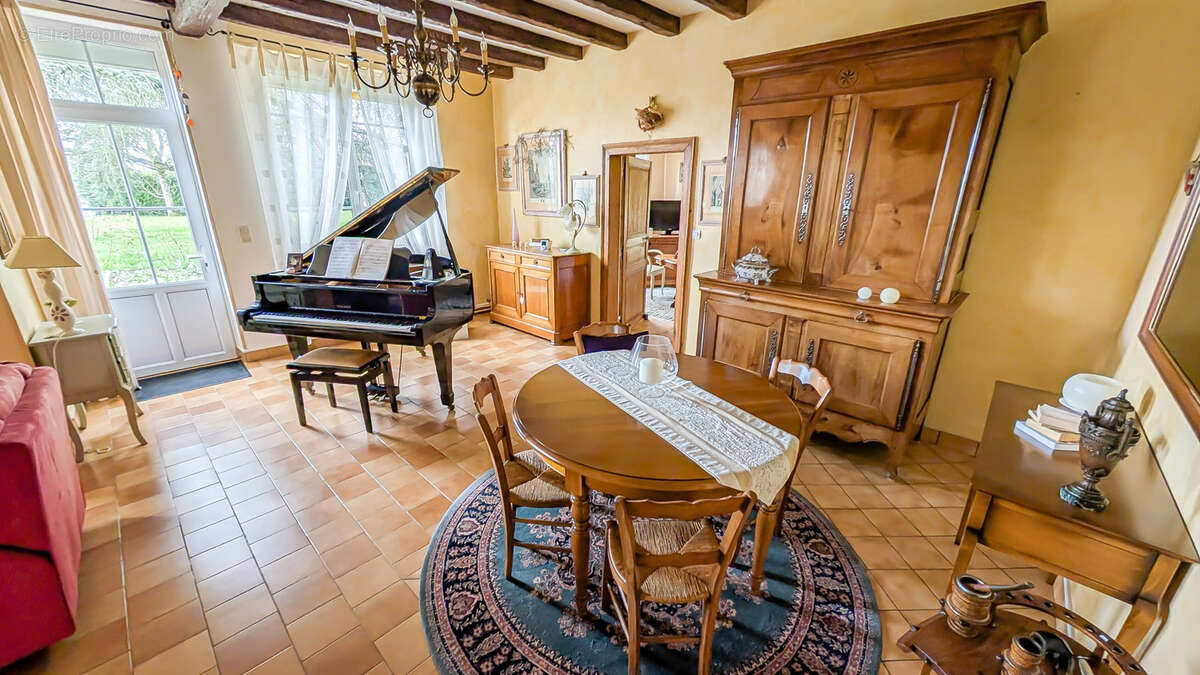 Maison à REQUEIL