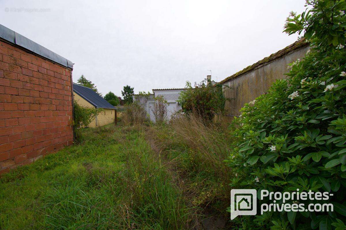 Appartement à MEHUN-SUR-YEVRE