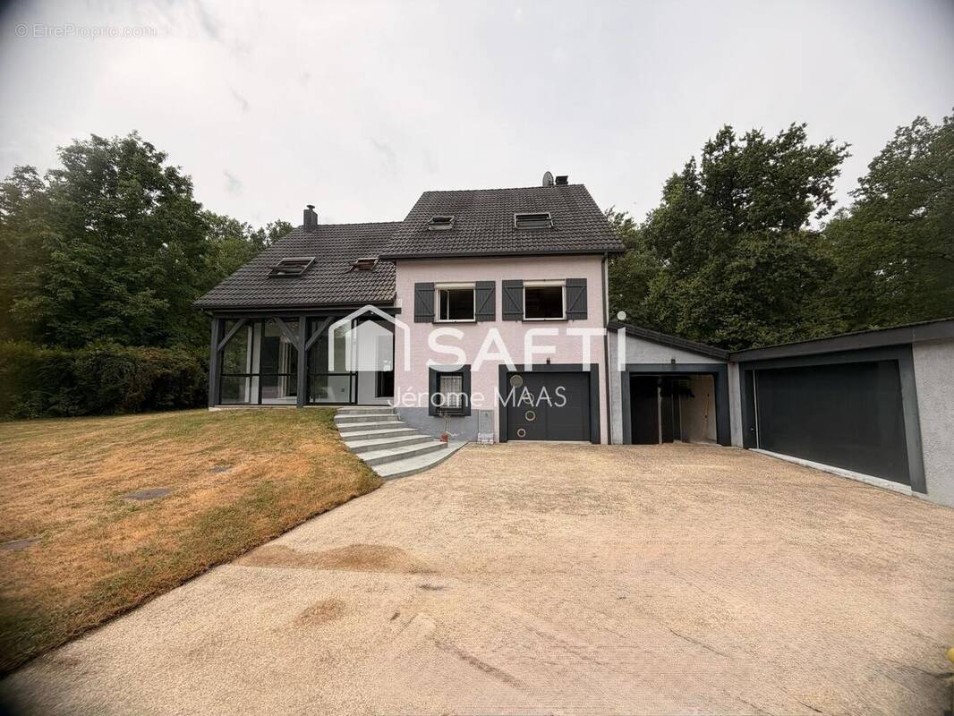 Photo 1 - Maison à COURTENAY