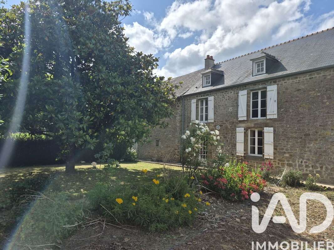 Maison 235 m² à Ceauce  - photo 4