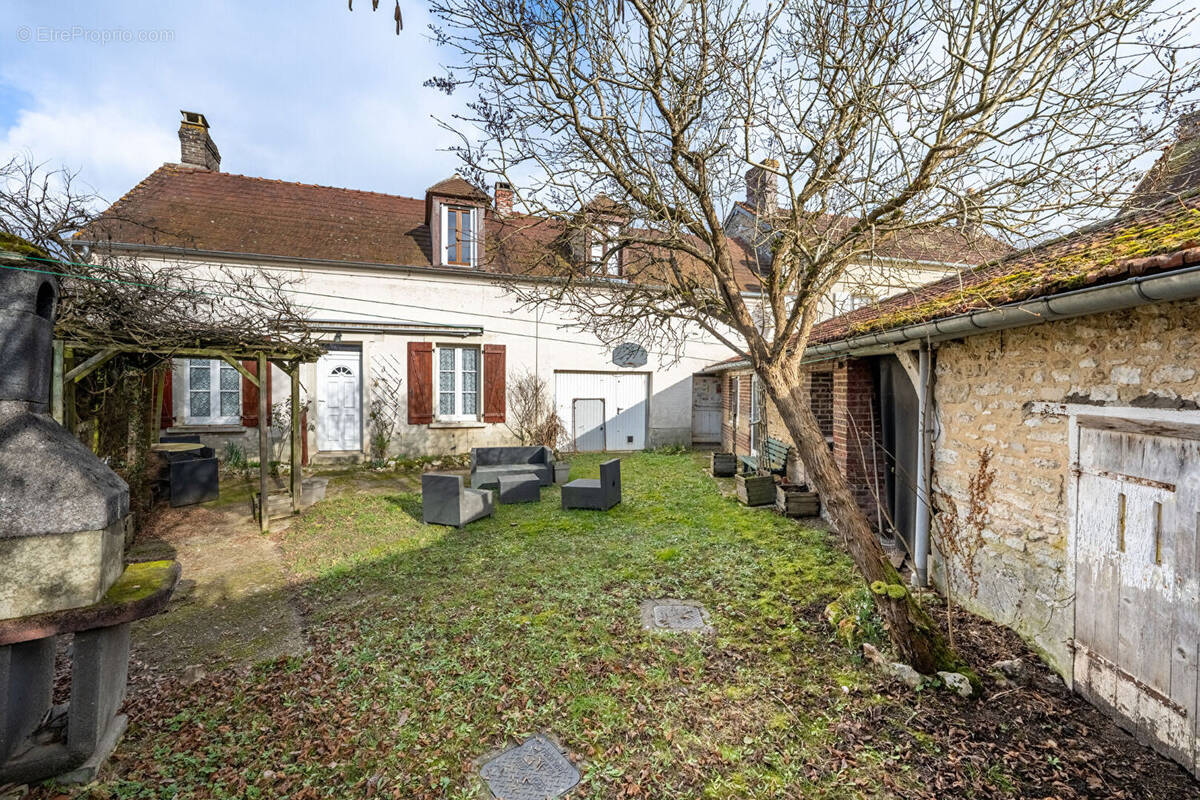 Maison à MAGNY-EN-VEXIN