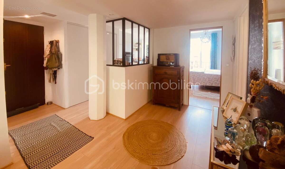 Avenue foch - appartement 97m2 - dernier etage - photo 2