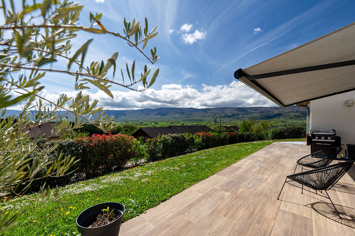 Maison à BELLEGARDE-SUR-VALSERINE
