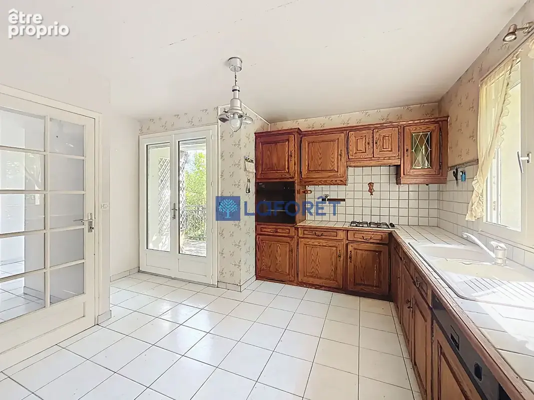 Maison avec 4 chambres sur sous sol total - Secteur COTEAU - photo 7